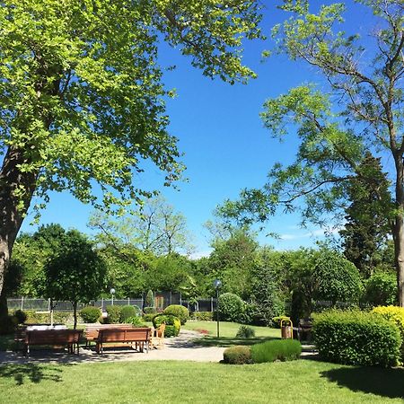 Varna Garden View Apartment Luaran gambar