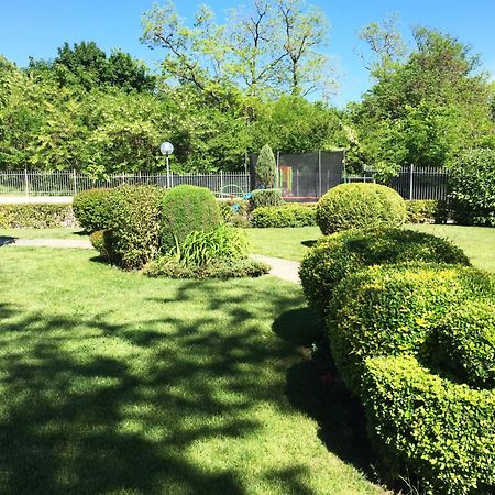 Varna Garden View Apartment Luaran gambar