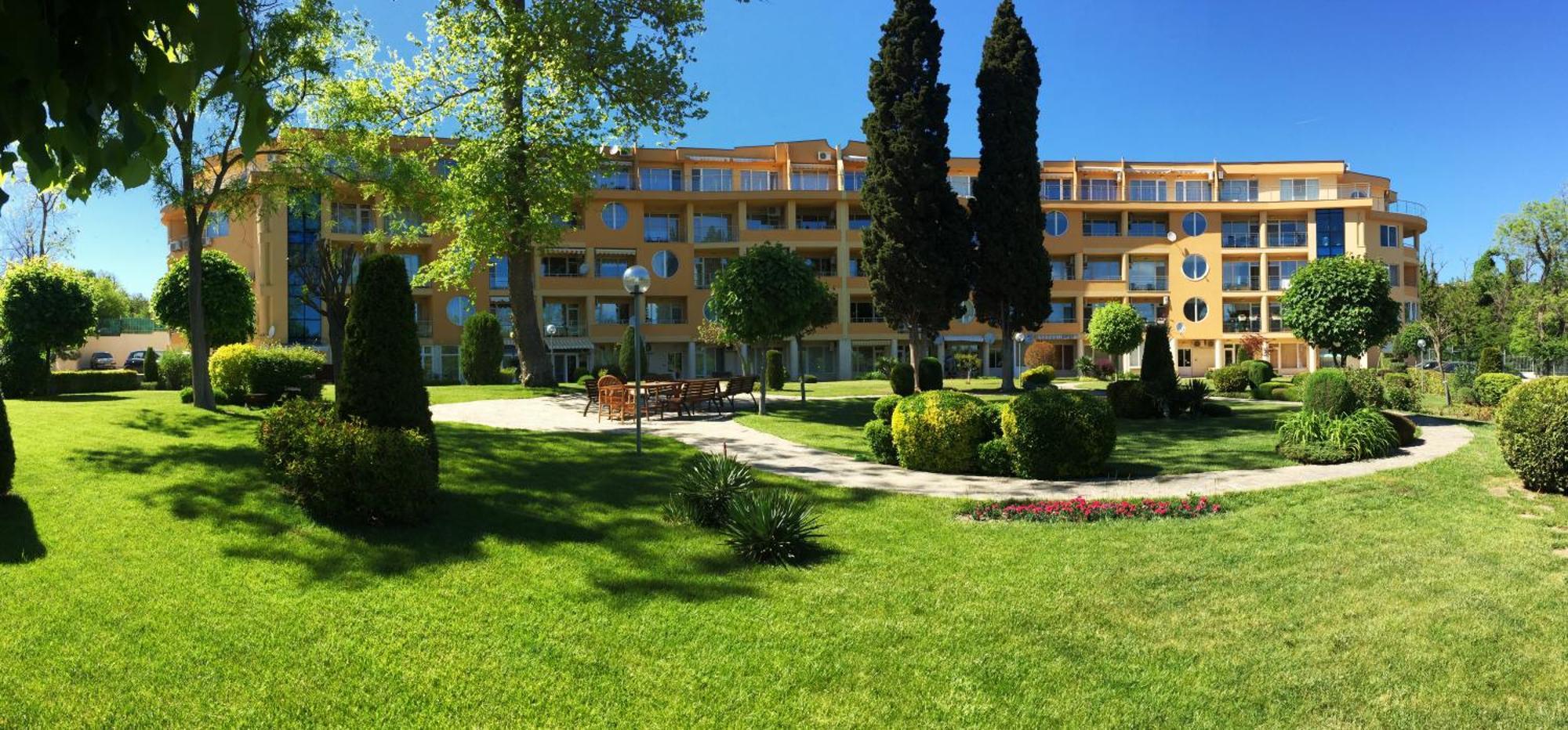 Varna Garden View Apartment Luaran gambar