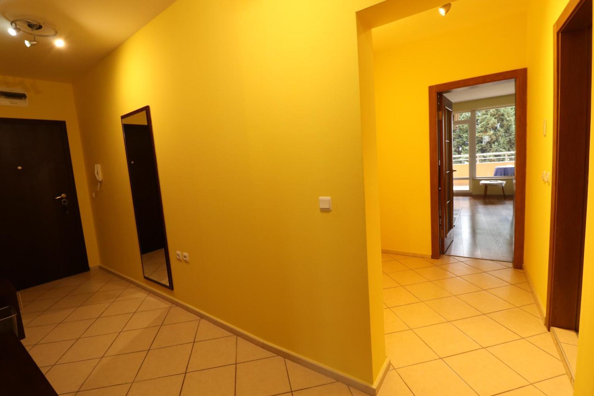 Varna Garden View Apartment Luaran gambar