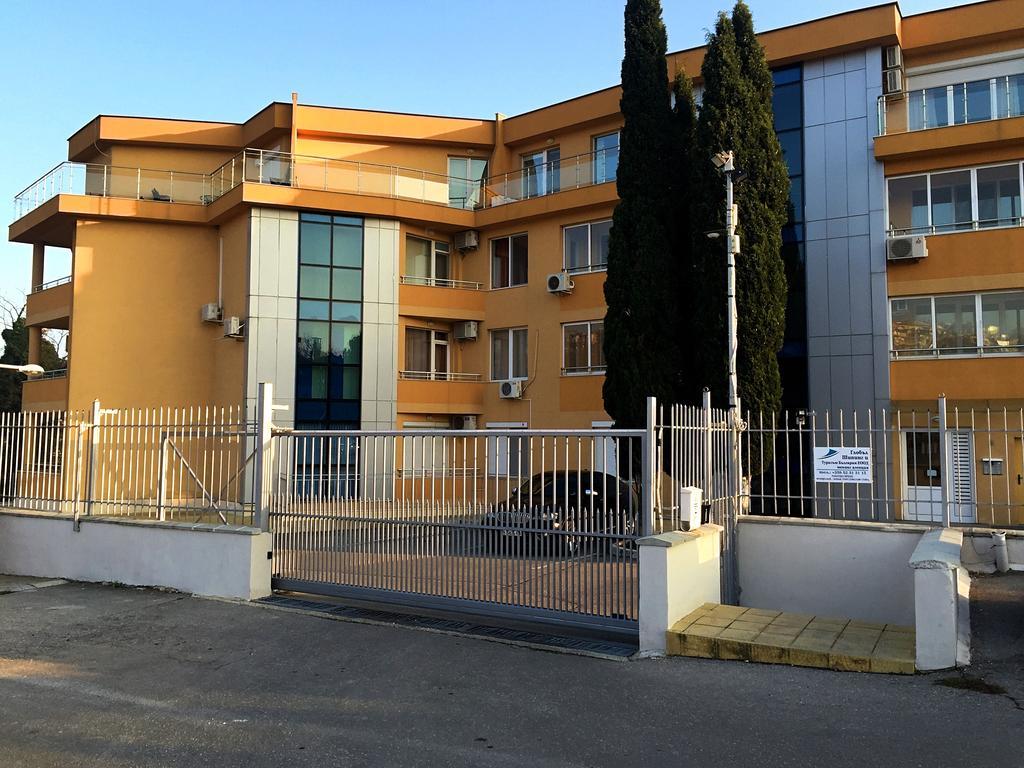 Varna Garden View Apartment Luaran gambar