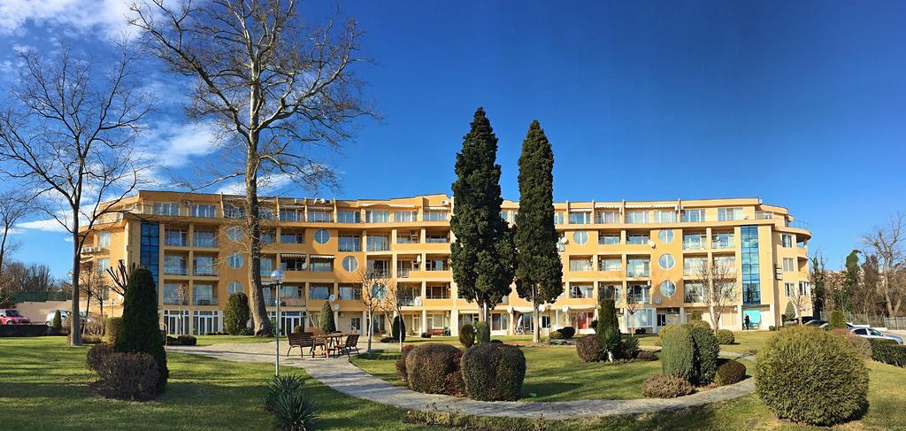 Varna Garden View Apartment Luaran gambar